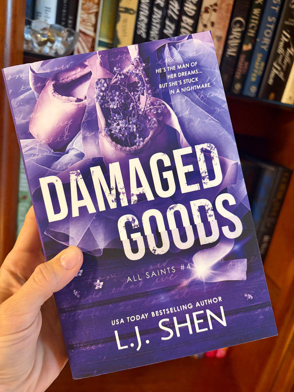 Book | Damaged Goods by LJ Shen