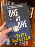 Book | One by One by Freida McFadden